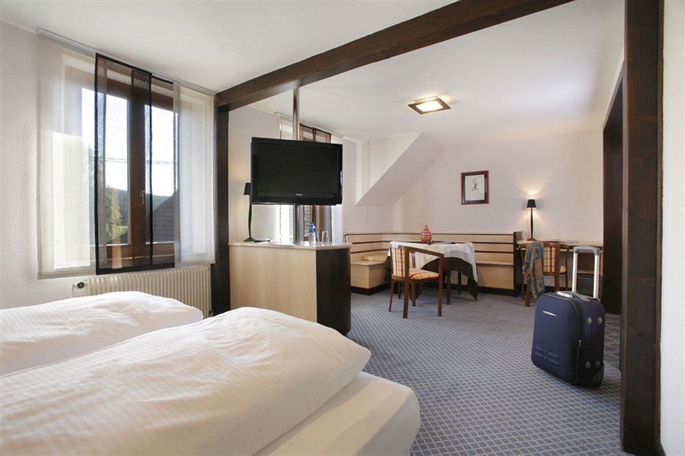 Hotel Spa Et Restaurant Au Chasseur Birkenwald Esterno foto